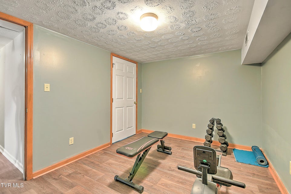 Photo #36: 2116 Hawthorne Street
