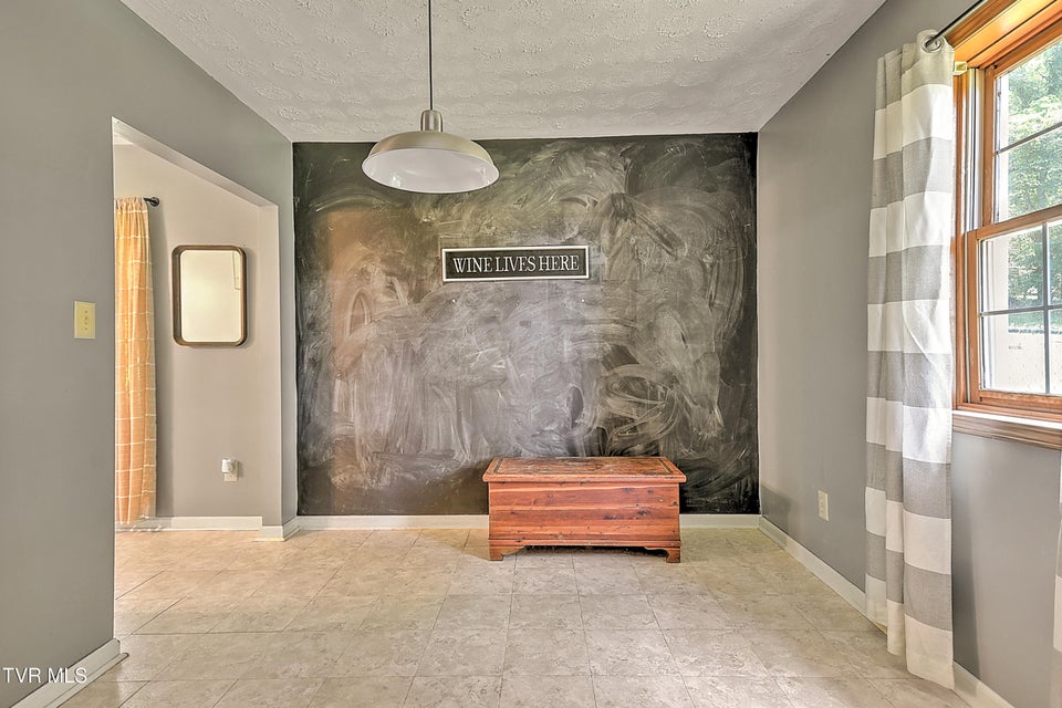 Photo #25: 2116 Hawthorne Street