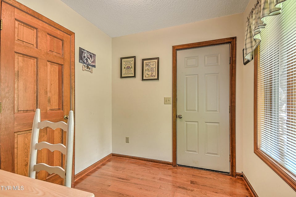 Photo #24: 246 Matson Road