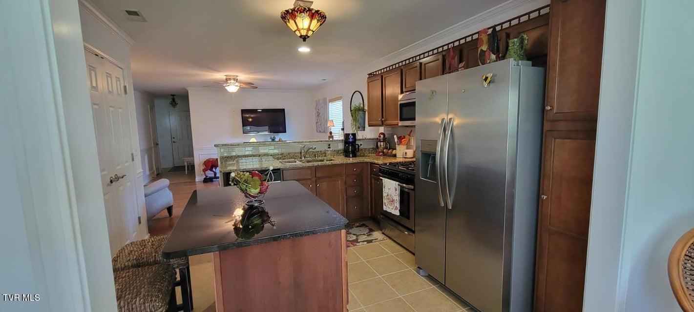 Photo #7: 687 Suffolk Road