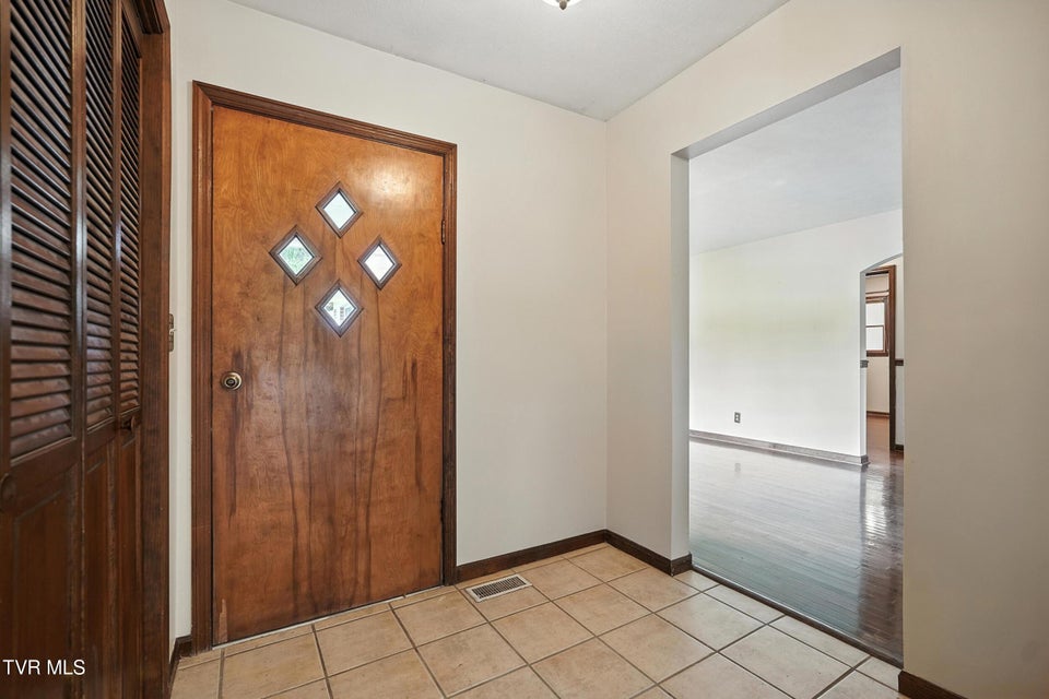 Photo #4: 134 Richmond Heights
