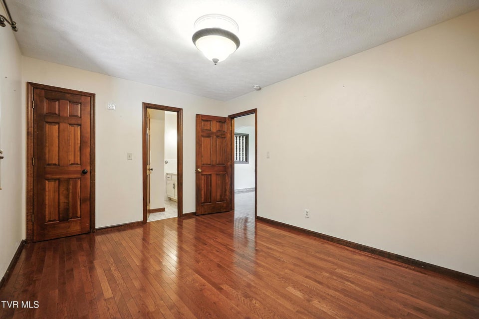Photo #18: 134 Richmond Heights