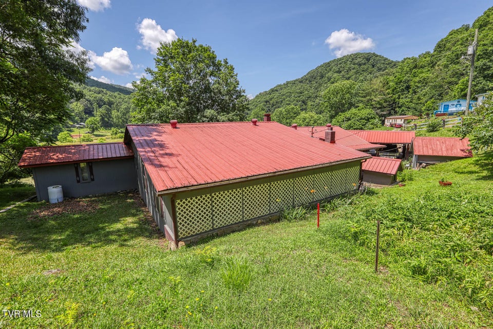 Photo #12: 120 Hammond Road