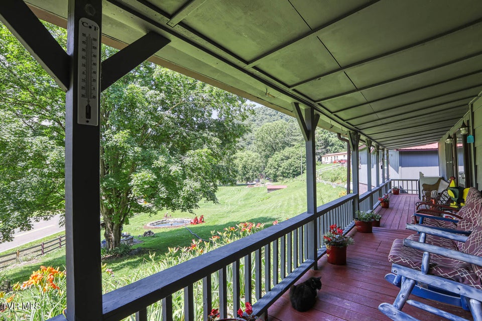 Photo #31: 120 Hammond Road