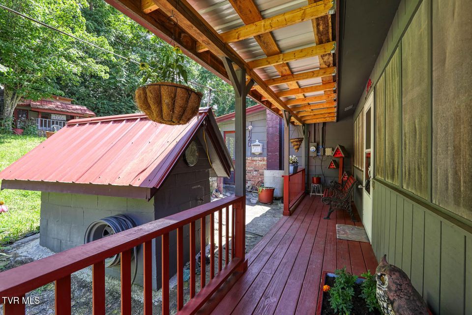 Photo #36: 120 Hammond Road
