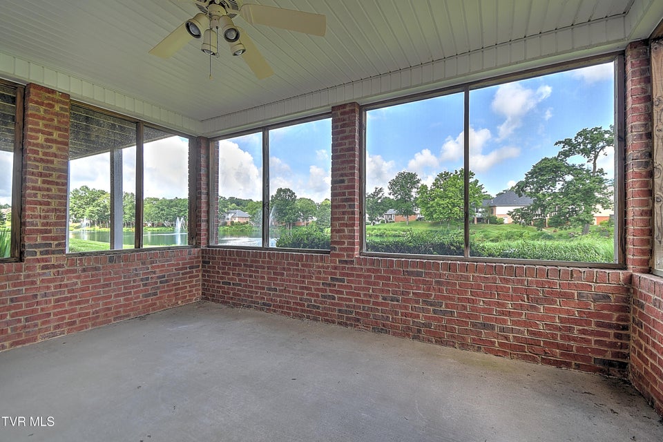 Photo #53: 1813 Waters Edge Dr Drive