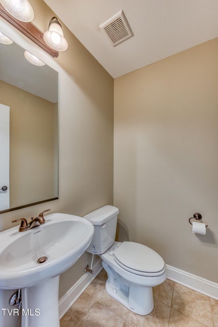 Photo #7: 668 Grays Pointe Court