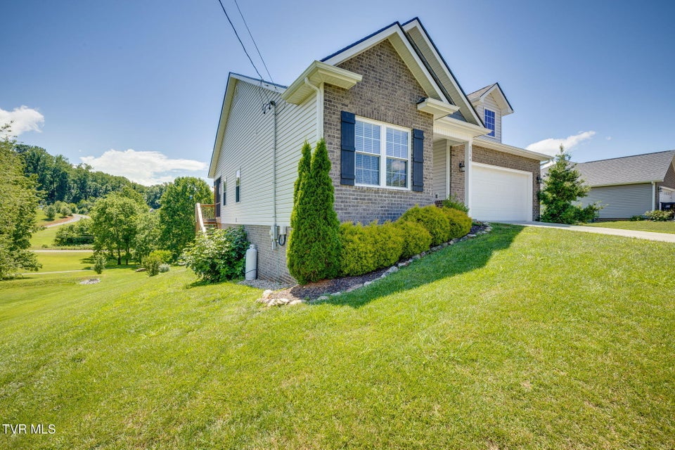 Photo #3: 2384 Poplar Ridge Court