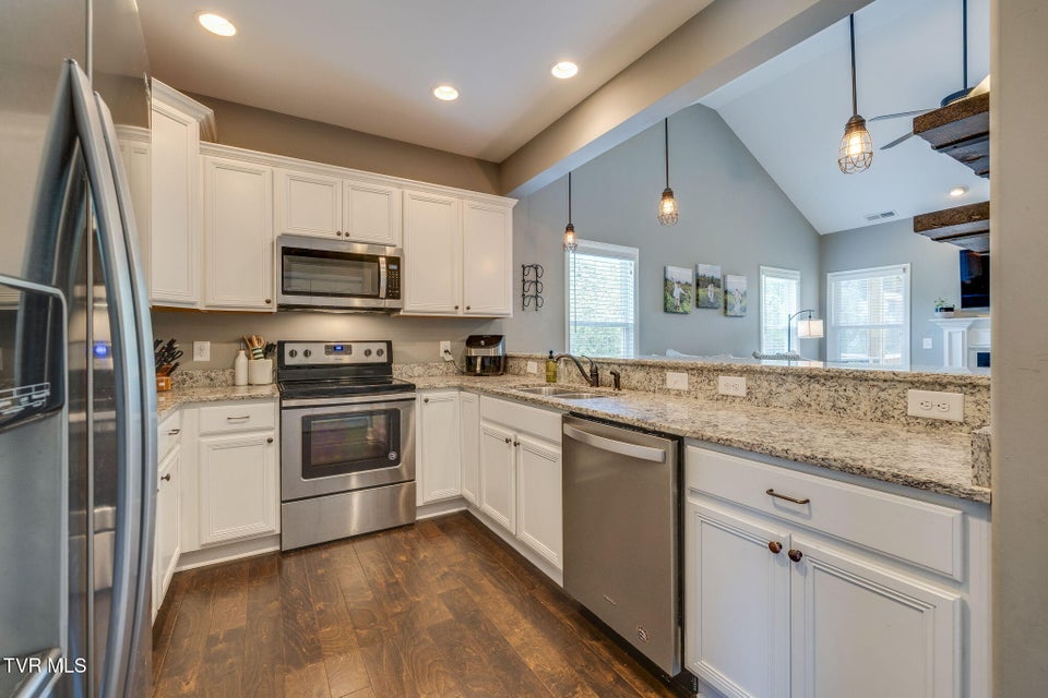 Photo #7: 2384 Poplar Ridge Court