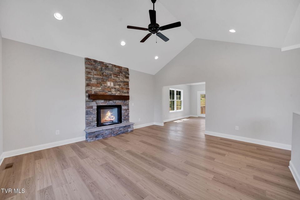 Photo #10: 1110 Miller Drive