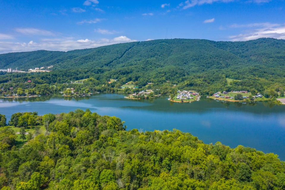 Photo #15: Lot 30 Walnut Bend Drive