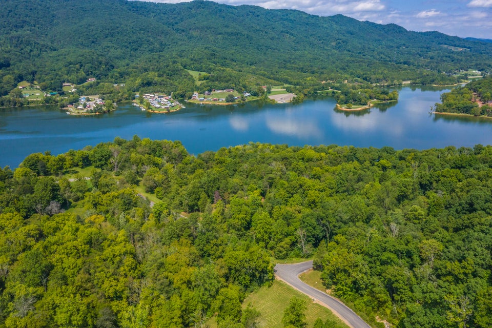 Photo #19: Lot 30 Walnut Bend Drive