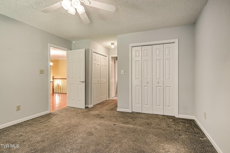 Photo #16: 465 Manor Drive