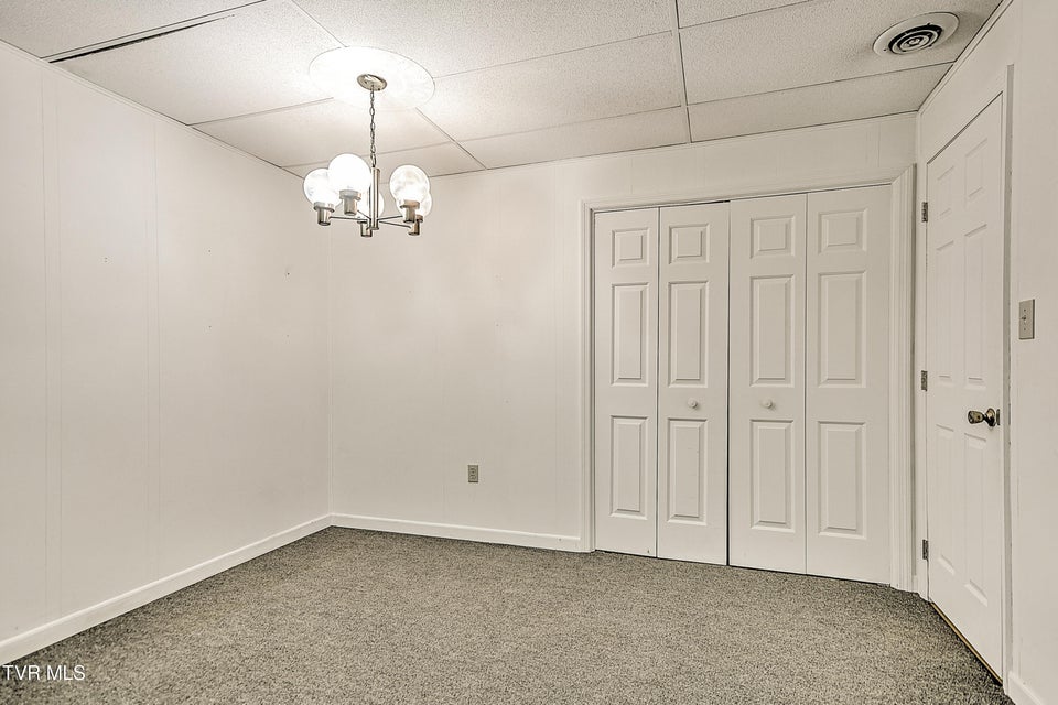 Photo #21: 465 Manor Drive