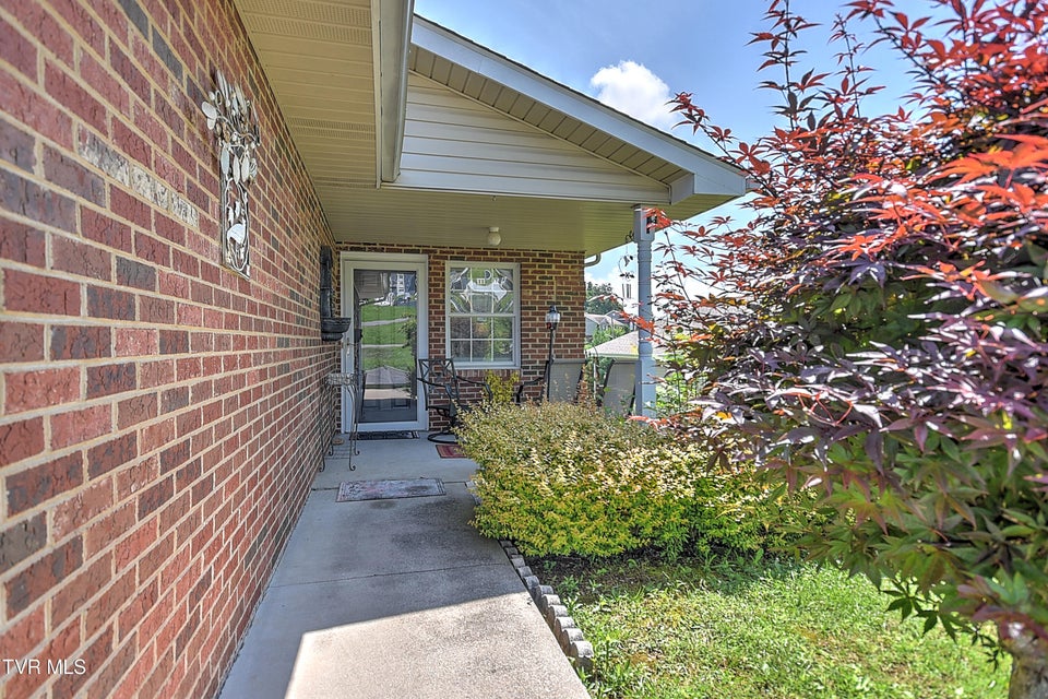 Photo #2: 713 Teasel Drive