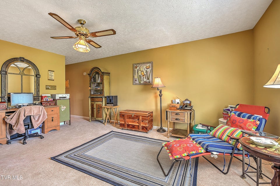 Photo #25: 713 Teasel Drive