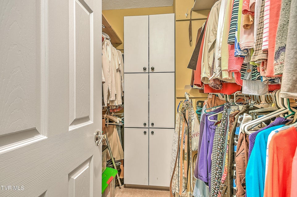 Photo #28: 713 Teasel Drive