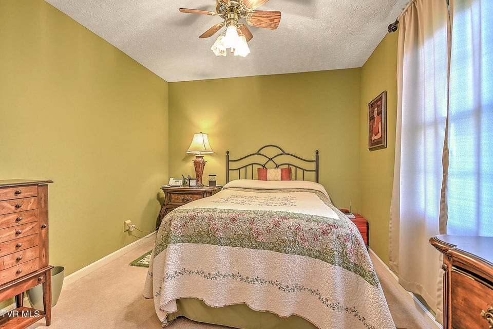 Photo #30: 713 Teasel Drive