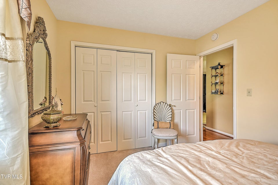 Photo #36: 713 Teasel Drive