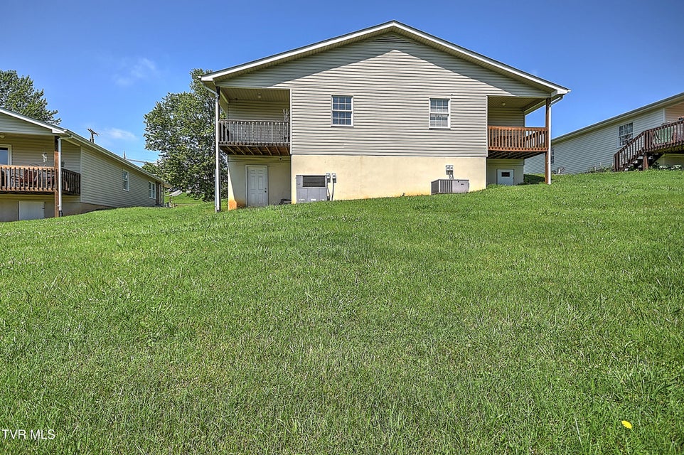 Photo #41: 713 Teasel Drive