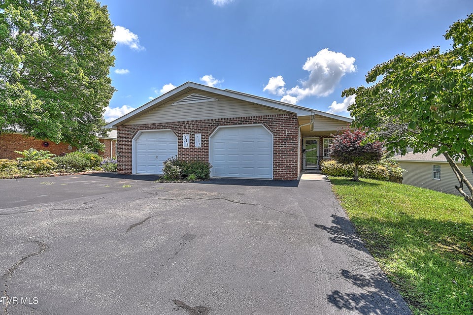 Photo #44: 713 Teasel Drive