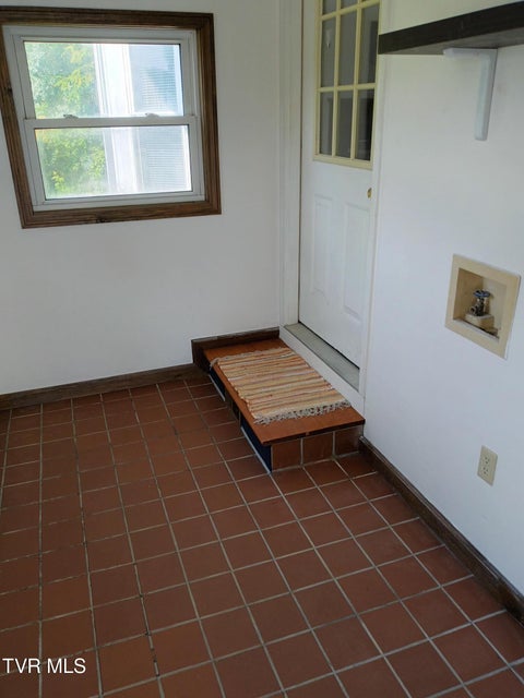 Photo #28: 120 Lynnwood Drive