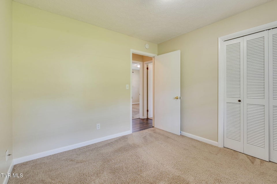 Photo #23: 328 Blue Haven Drive