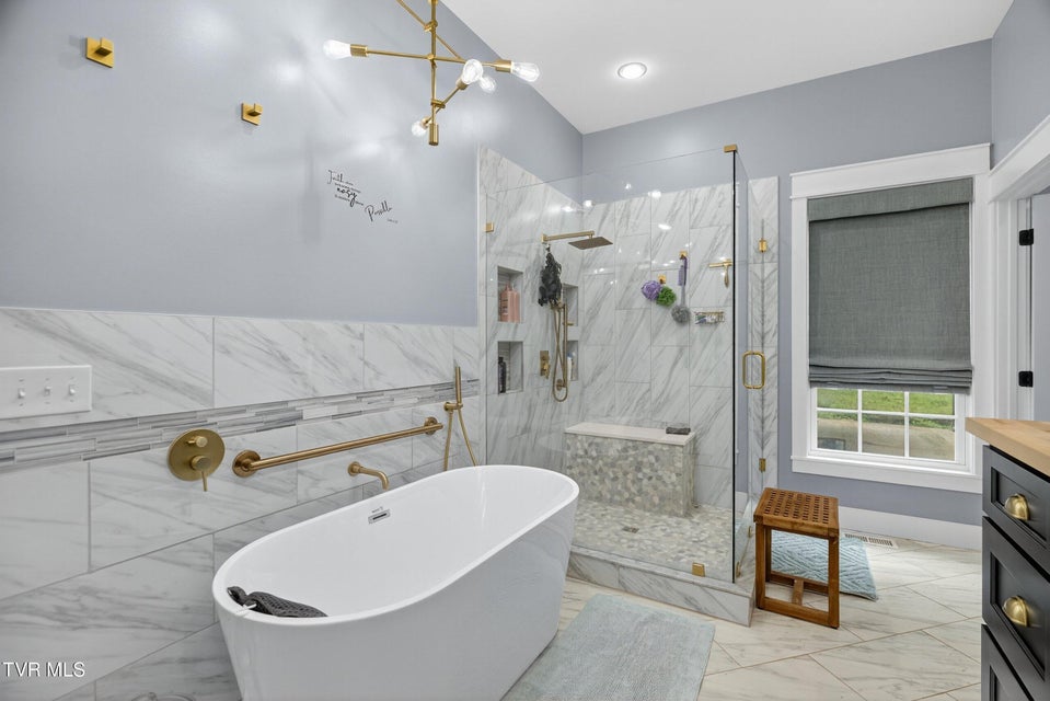 Photo #19: 718 Mullins Drive