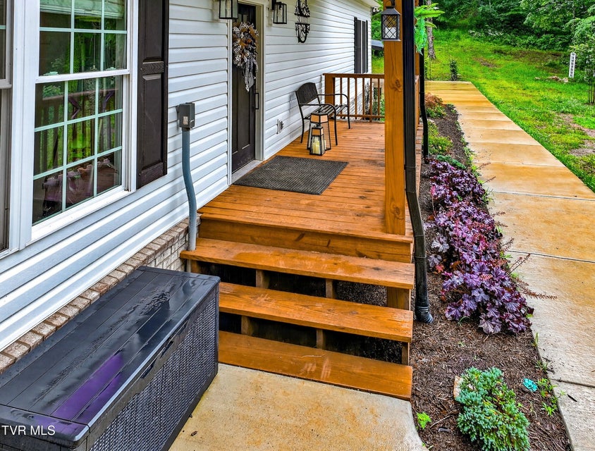 Photo #30: 718 Mullins Drive