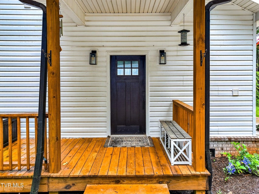 Photo #31: 718 Mullins Drive