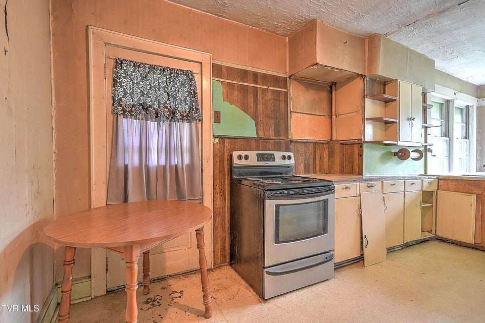 Photo #8: 1230 Carolina Avenue