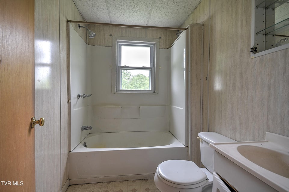 Photo #11: 1230 Carolina Avenue