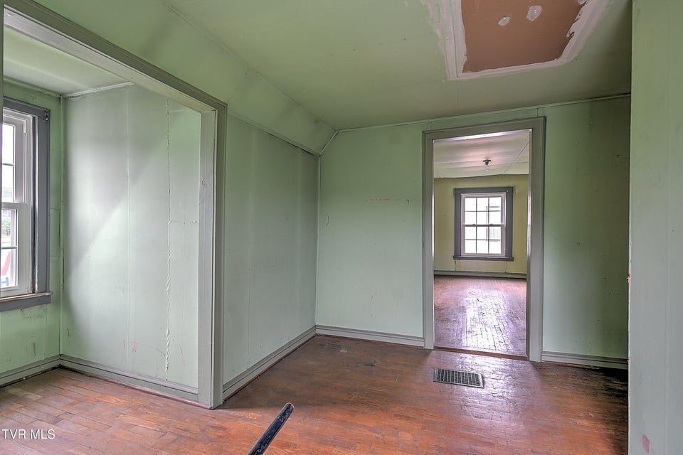 Photo #13: 1230 Carolina Avenue
