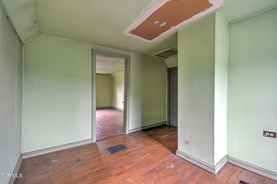 Photo #14: 1230 Carolina Avenue