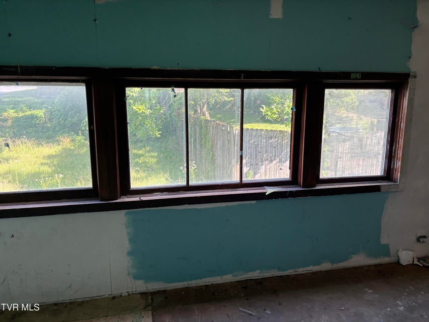 Photo #8: 540 Madison Street