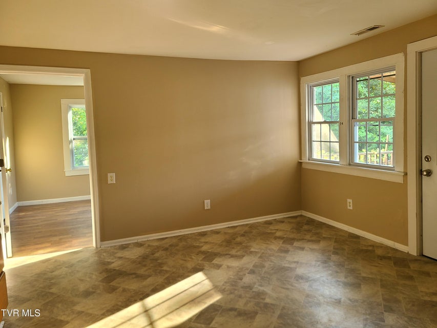 Photo #18: 1814 Park Street