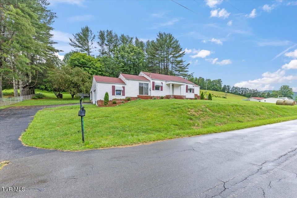 Photo #3: 485 Garrison Hollow Road