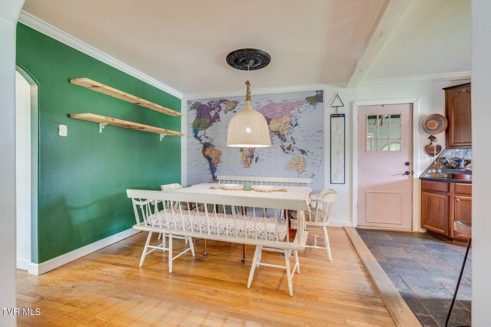 Photo #7: 604 Parkway Boulevard
