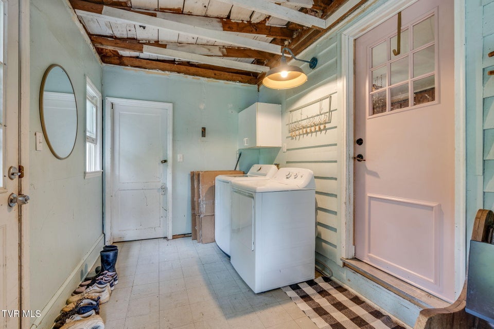 Photo #12: 604 Parkway Boulevard