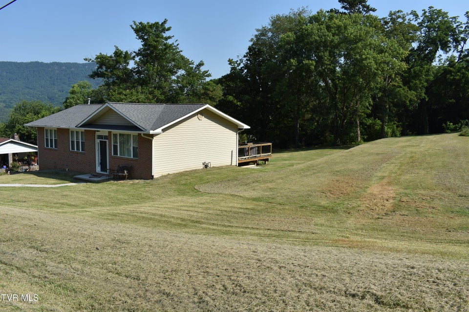 Photo #4: 123 Valley View Drive