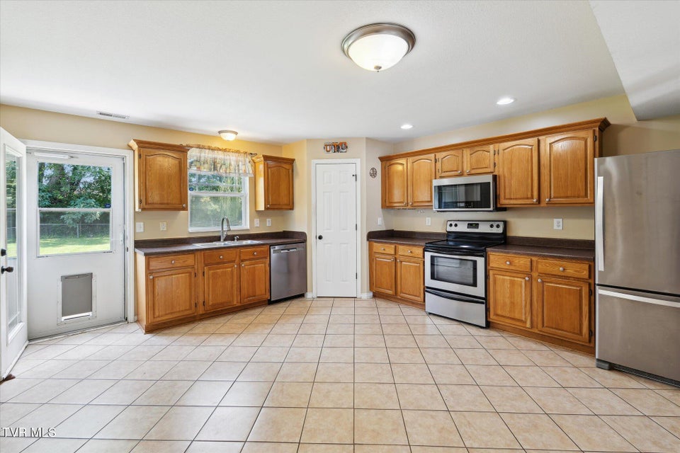 Photo #19: 104 Ricker Avenue