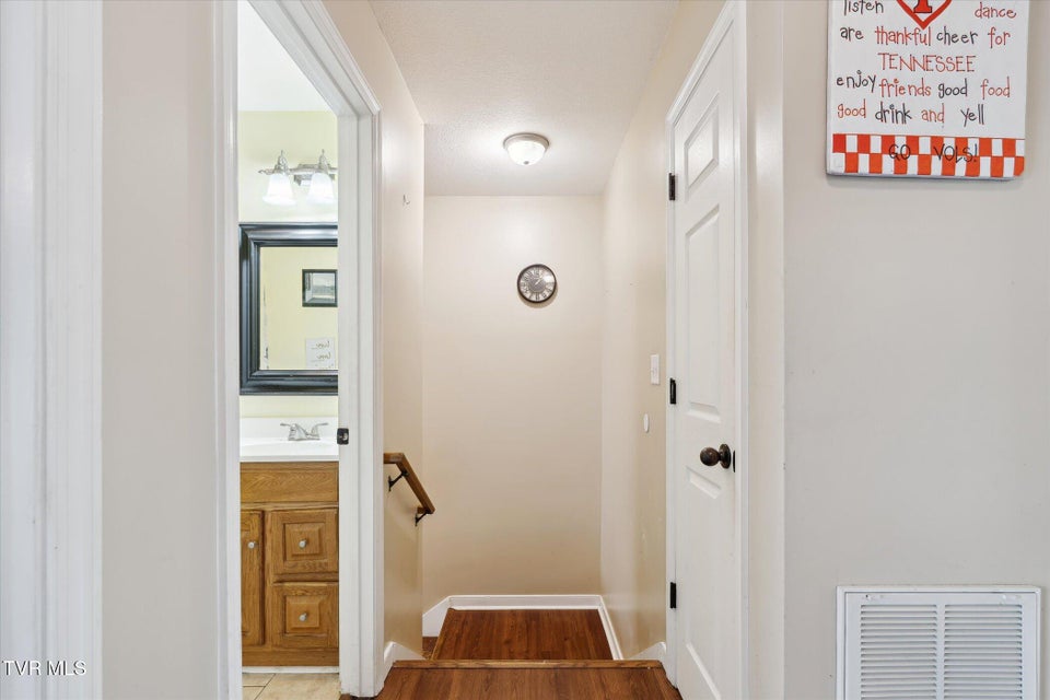 Photo #30: 104 Ricker Avenue