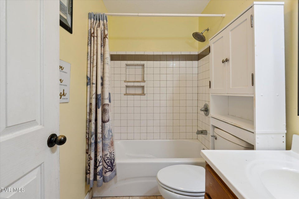 Photo #40: 104 Ricker Avenue