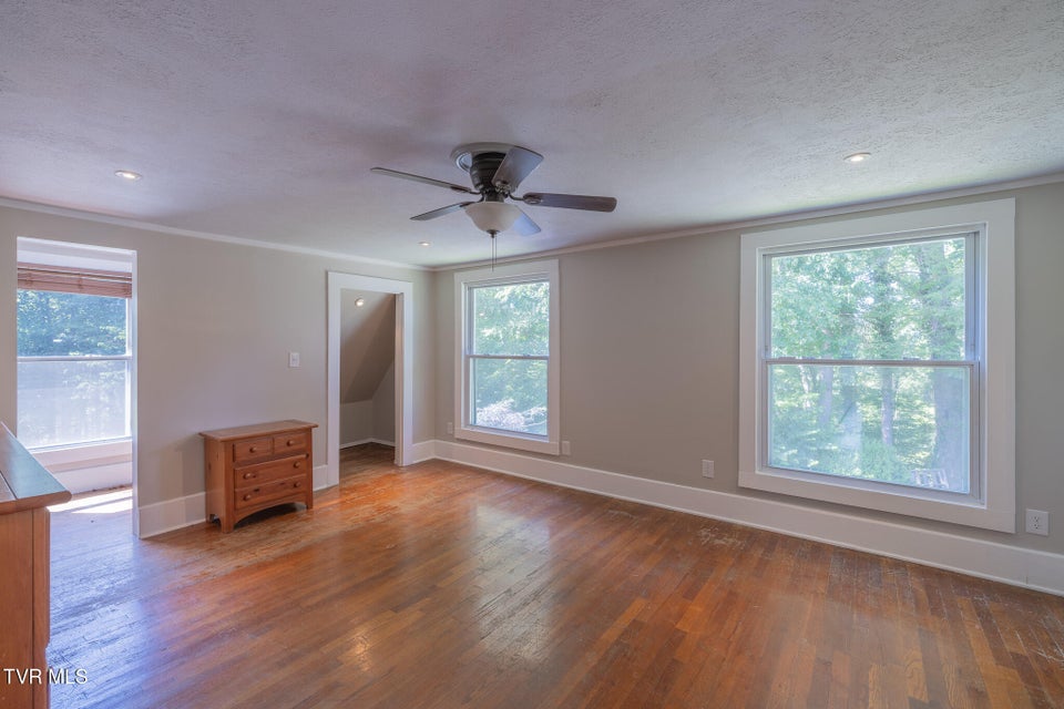 Photo #28: 31232 Hollyfield Road