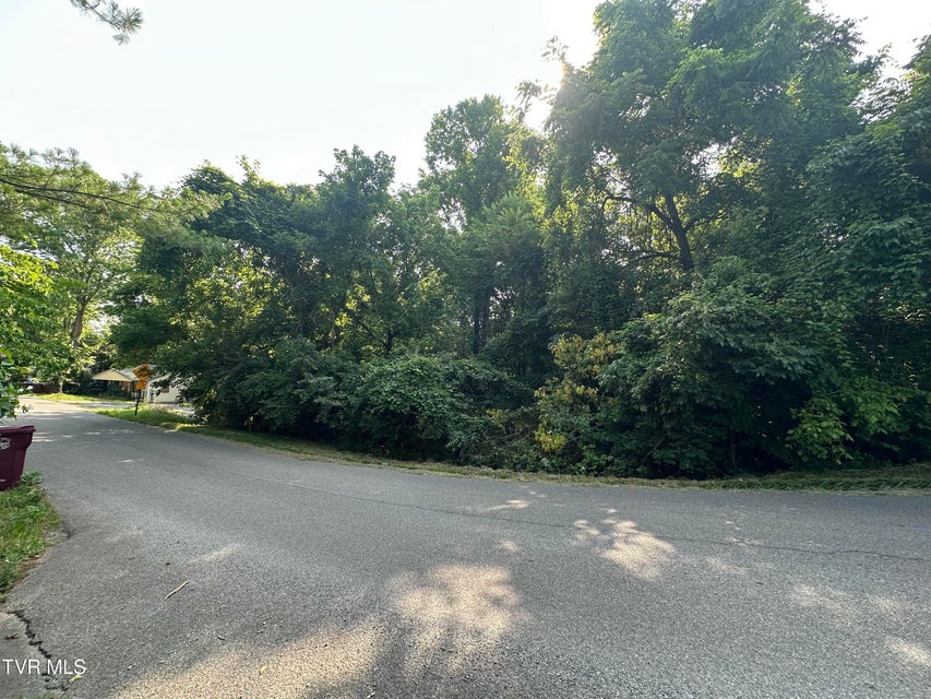 Photo #6: 1304 Rock Garden Road