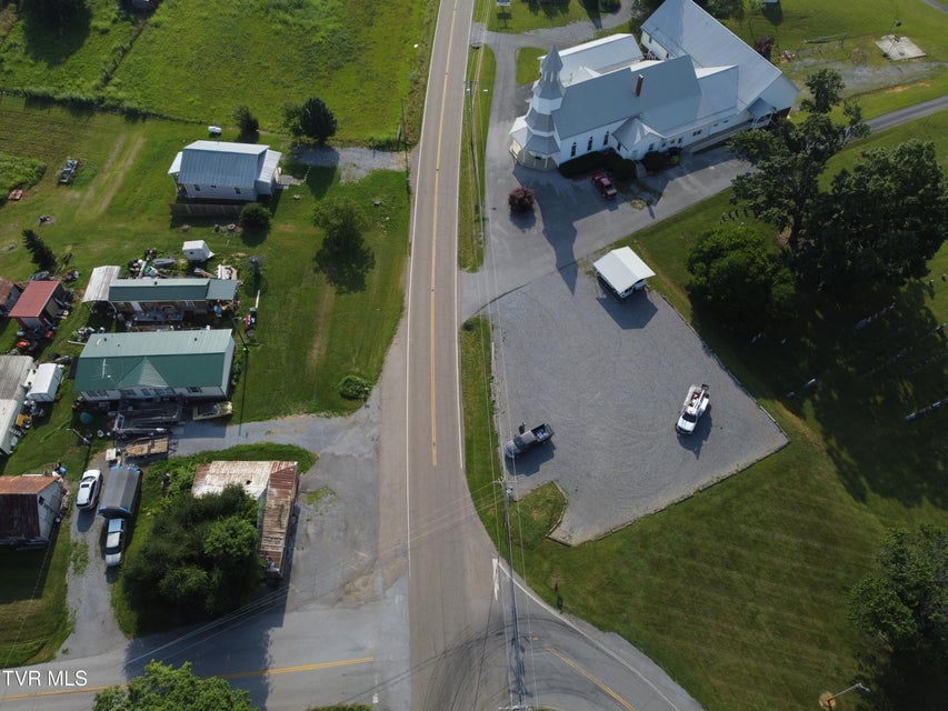Photo #3: 893 Highway 81