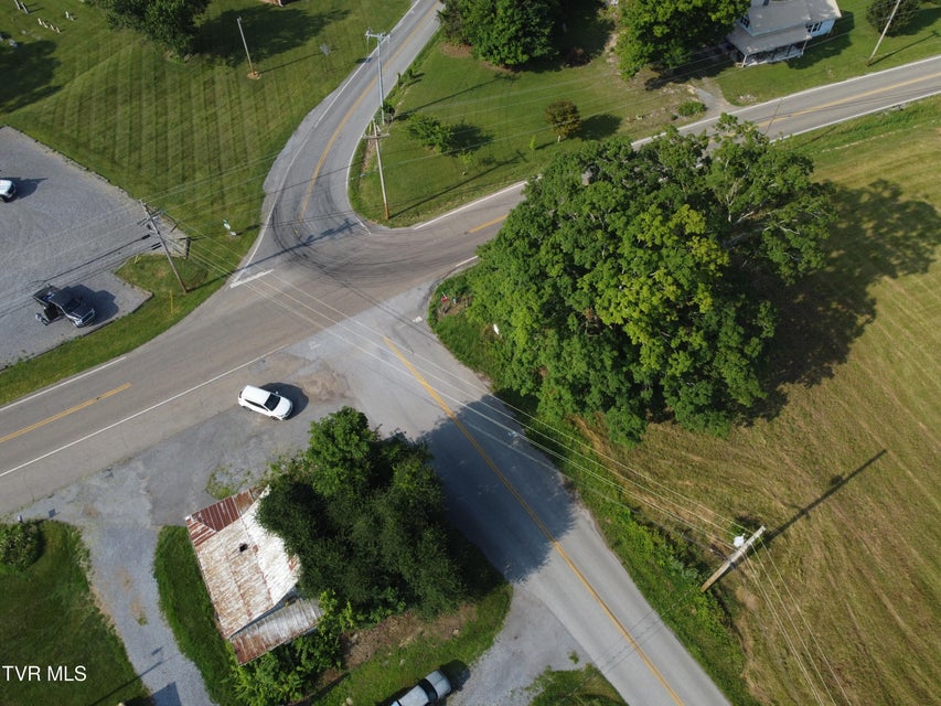 Photo #4: 893 Highway 81