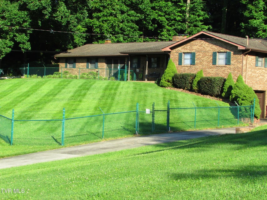 Photo #3: 186 Windsong Drive