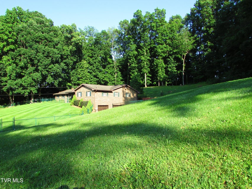 Photo #2: 186 Windsong Drive