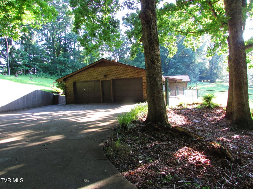 Photo #19: 186 Windsong Drive